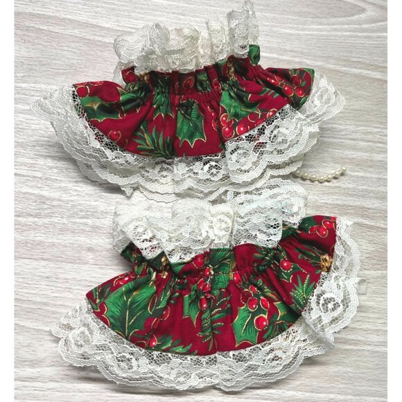 Vintage Christmas Lace Garter Set with Floral and Bead Accents Handmade - Picture 2 of 6
